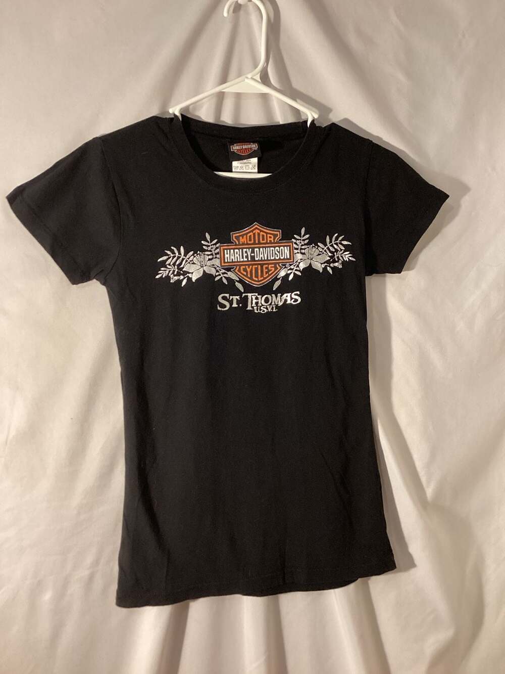 Harley-Davidson St. Thomas T-Shirt Size Small Black Floral Logo Cotton